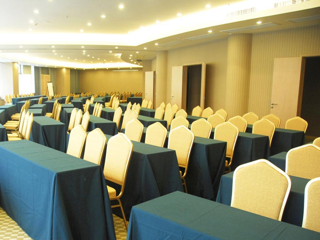 Days Inn Гуанджоу Екстериор снимка