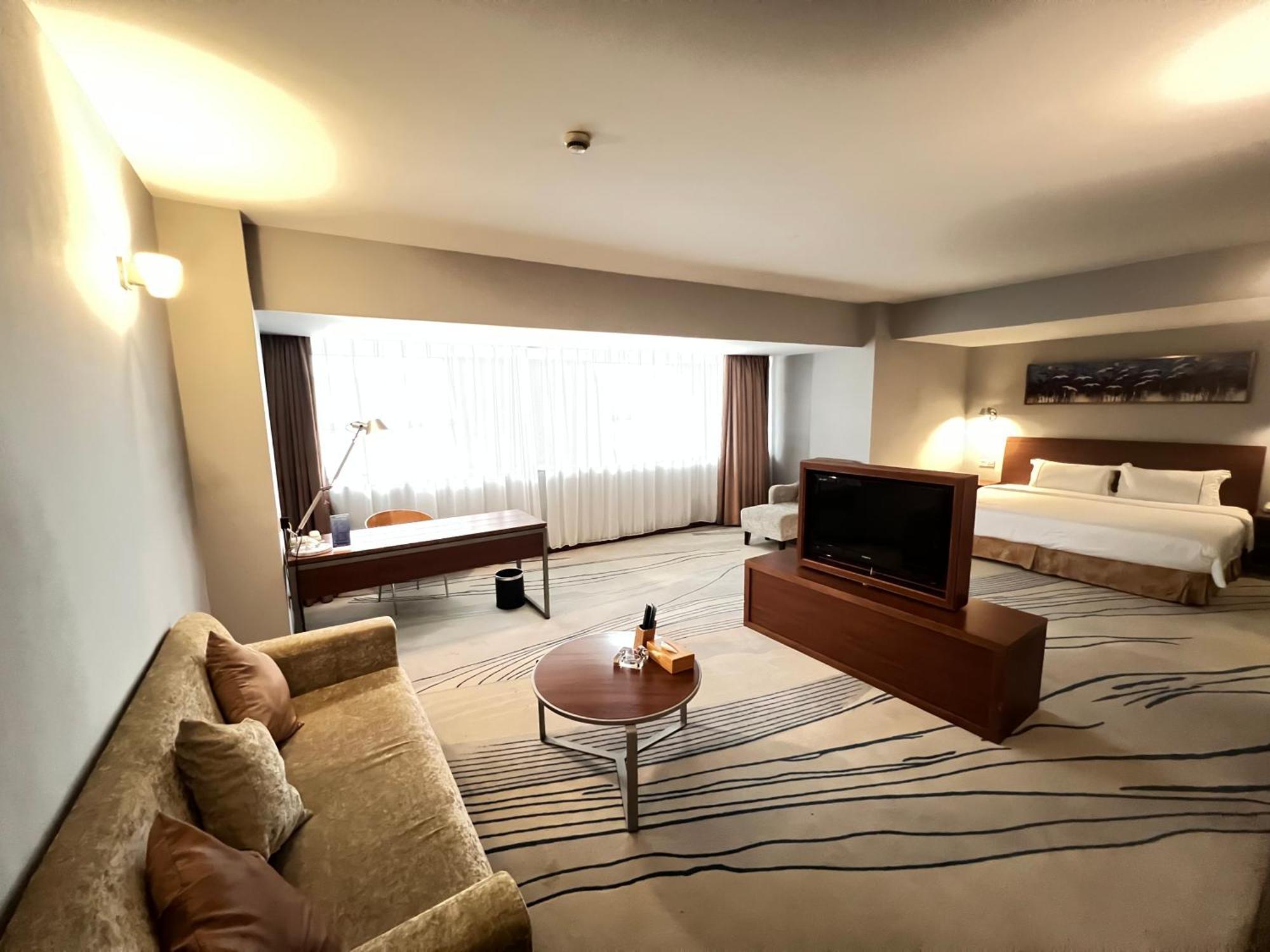 Days Inn Гуанджоу Екстериор снимка