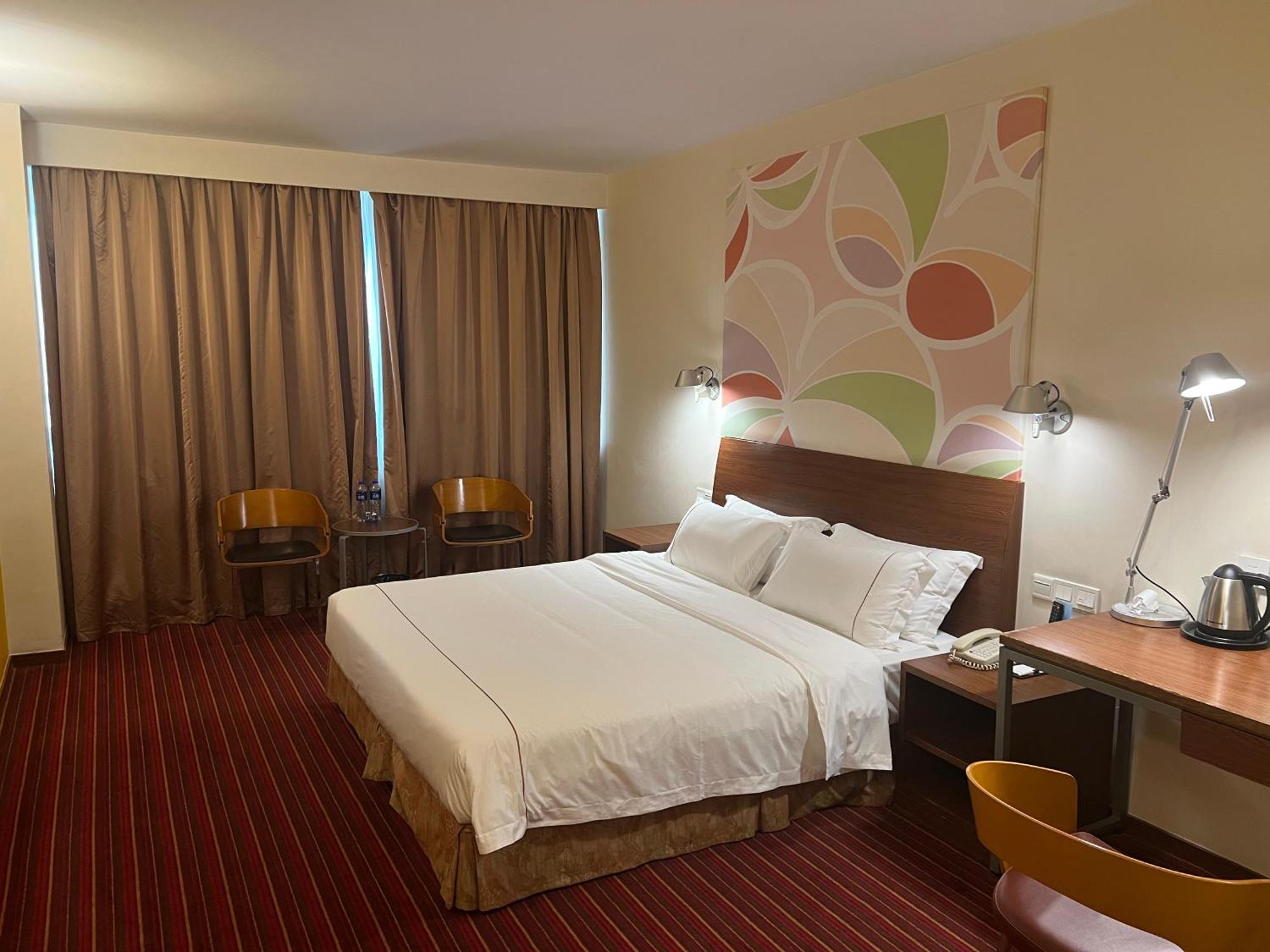 Days Inn Гуанджоу Екстериор снимка