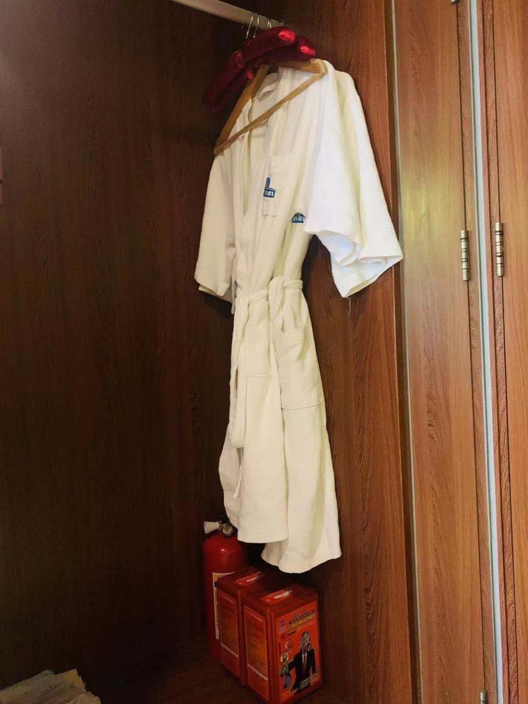 Days Inn Гуанджоу Екстериор снимка