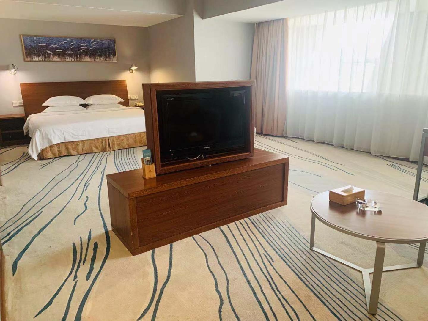 Days Inn Гуанджоу Екстериор снимка