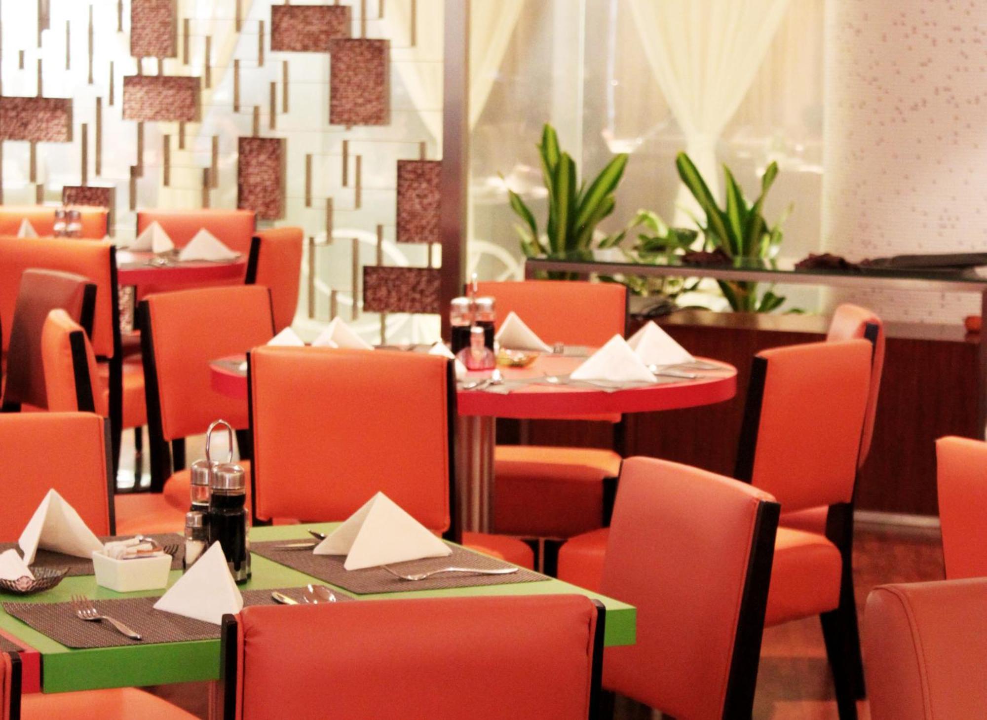 Days Inn Гуанджоу Екстериор снимка