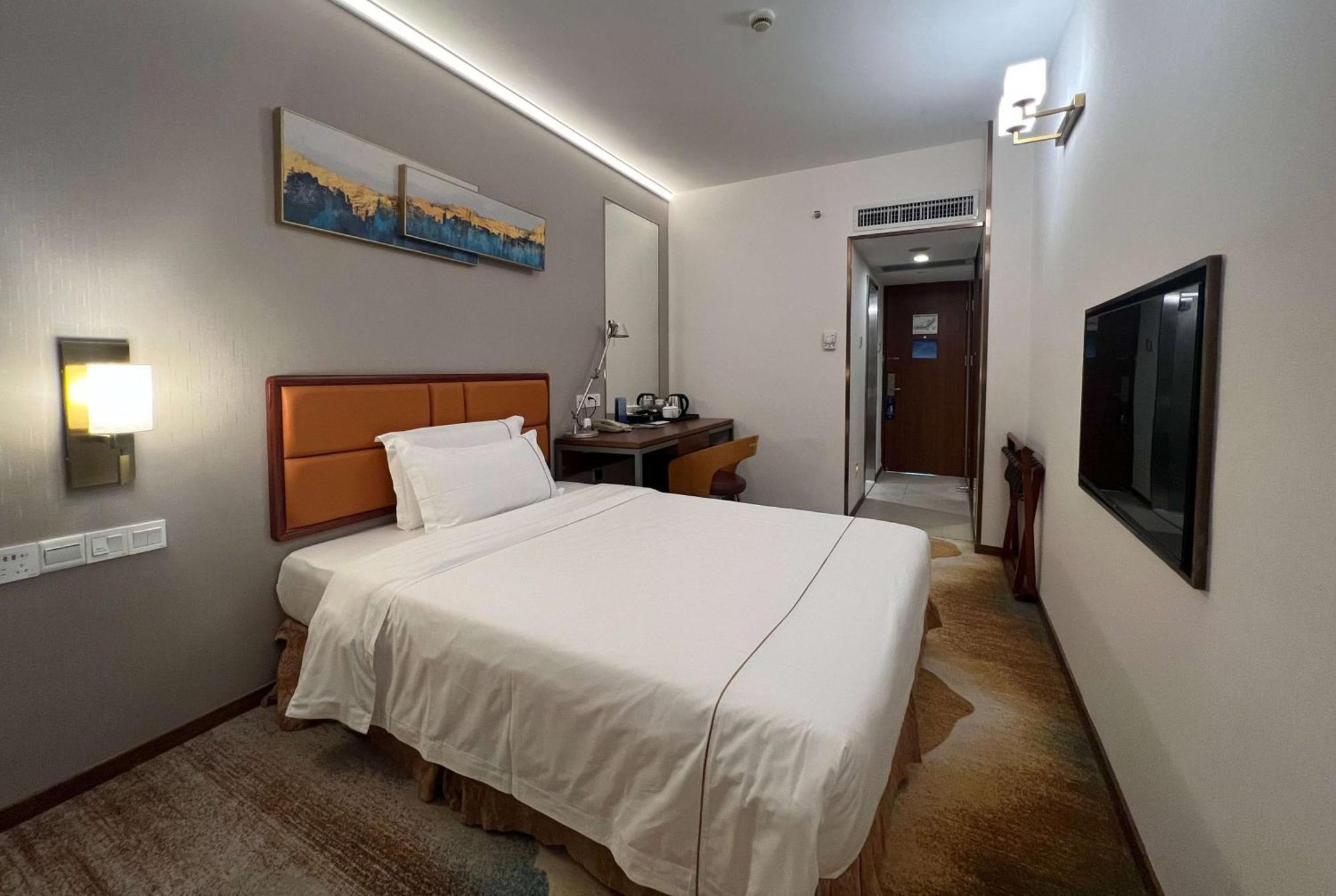 Days Inn Гуанджоу Екстериор снимка