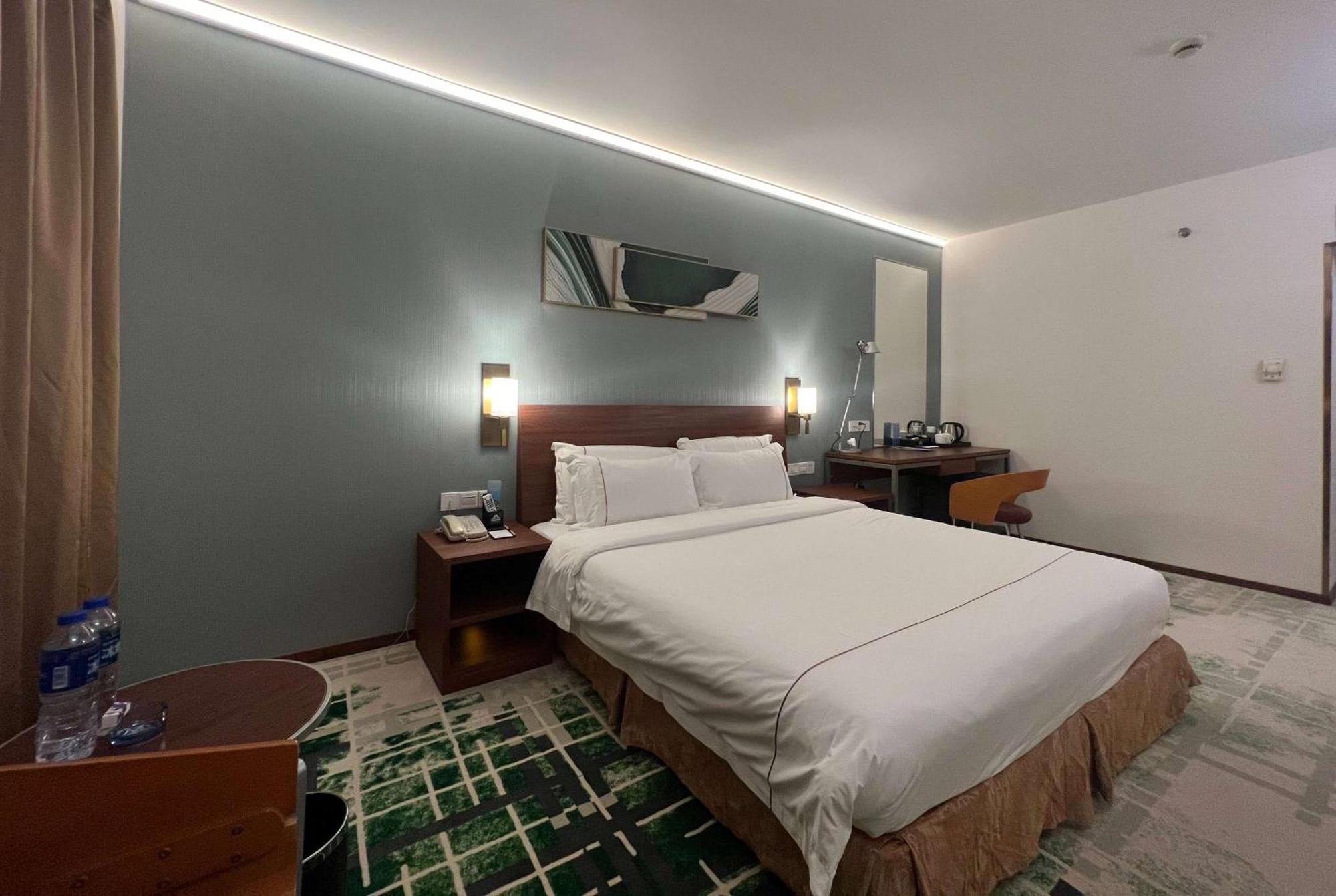 Days Inn Гуанджоу Екстериор снимка